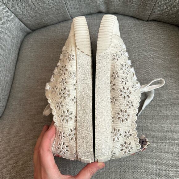 Veronica Beard Paulita Sneakers - Picture 6 of 10